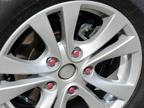 2012�� ���� 1.6L �ֶ���Ӣ��