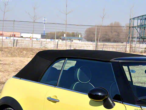 2011�� 1.6L COOPER CABRIO