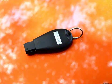 2011�� 6.4L SRT8 392