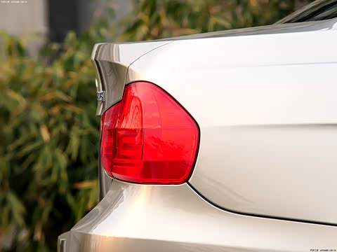 2011�� 325i ������