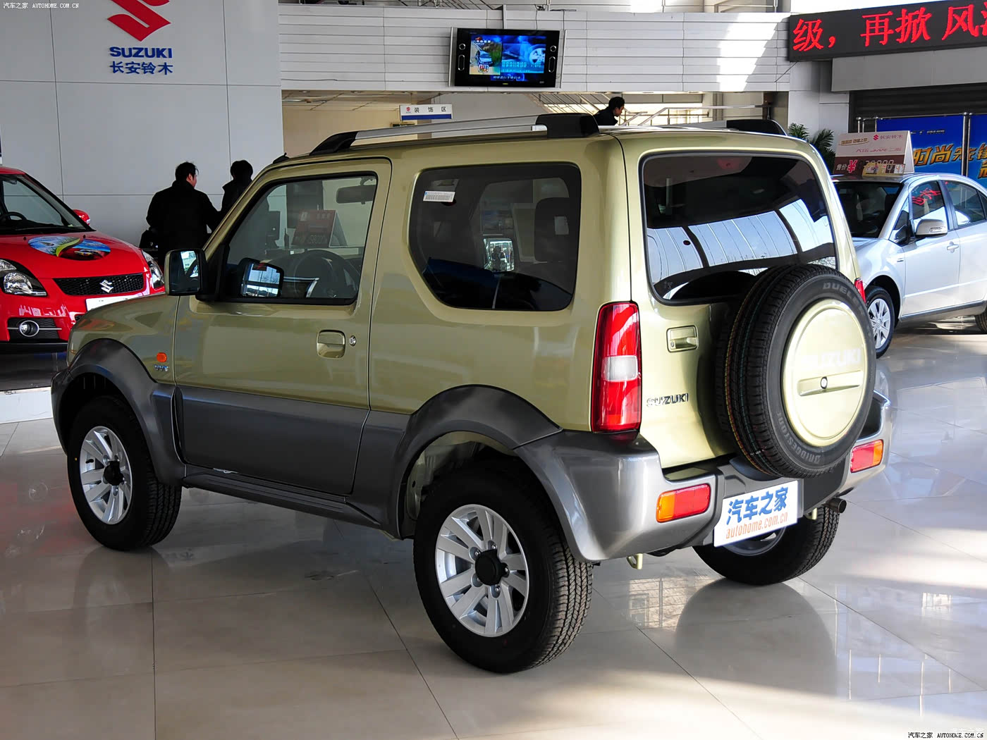汽车之家>汽车图片>铃木>吉姆尼(进口)>2011款1.