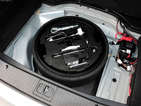 2012�� AMG CLS 63