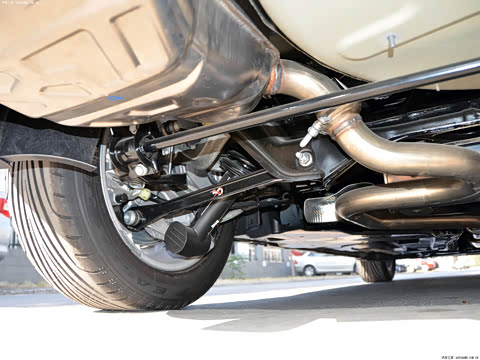 2011�� 2.3L �Զ���Ԧ��