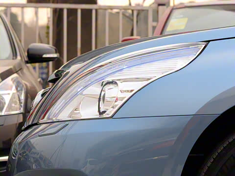 2011�� 2.5L XL-NAVI�����