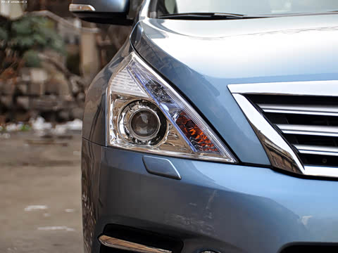 2011�� 2.5L XL-NAVI�����