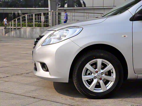 2011�� 1.5XV CVT����