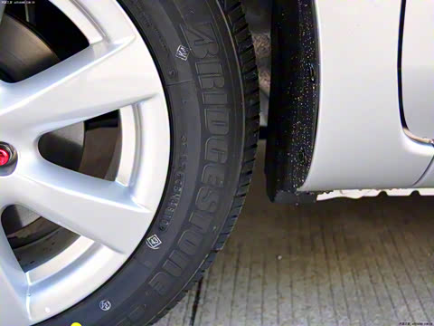 2011�� 1.5XV CVT����