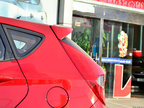 2011�� ���� 1.4L �Զ�������GLS