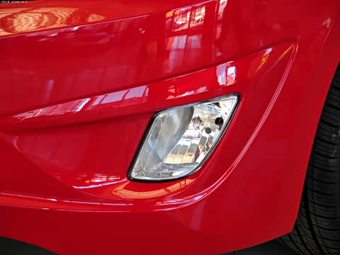 2011�� ���� 1.4L �Զ�������GLS