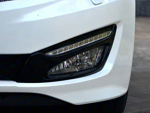 2011�� 2.4L �Զ�Premium