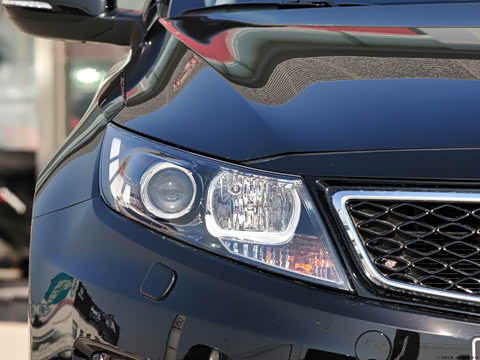 2011�� 2.4L �Զ�Premium