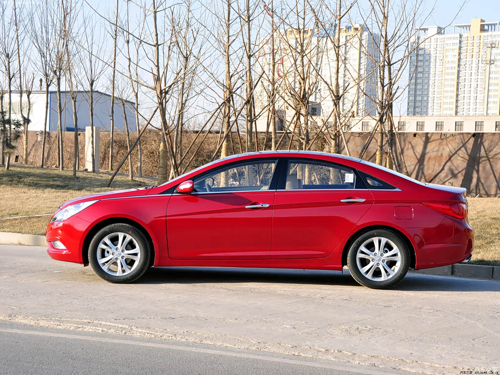 2011款24l自动尊贵版