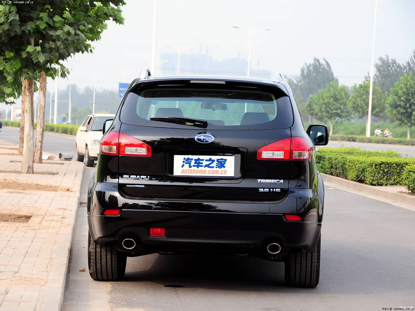 驰鹏2011款 3.6 7座标准型 1333564图片_斯巴鲁_汽车图库_汽车之家