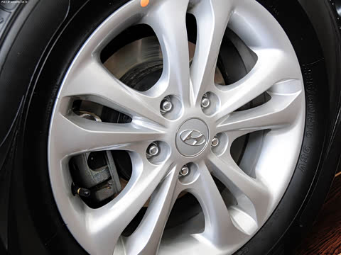 2010�� 2.7L ������