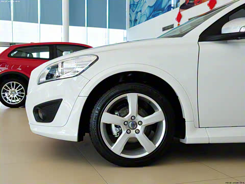 2011�� 2.0 R-Design