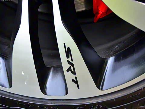 2012�� 6.4L SRT8