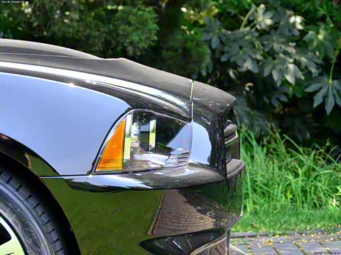 2012�� 6.4L SRT8