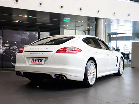2012�� Panamera Turbo S 4.8T