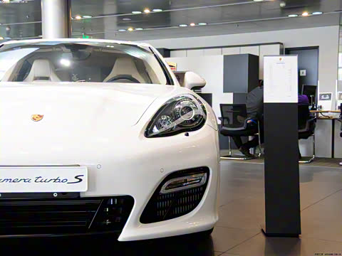 2012�� Panamera Turbo S 4.8T