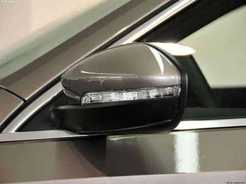 2011�� 1.8TSI DSG�����