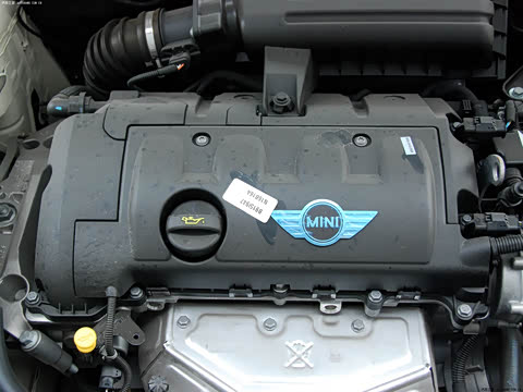 2011�� 1.6L COOPER Hampton