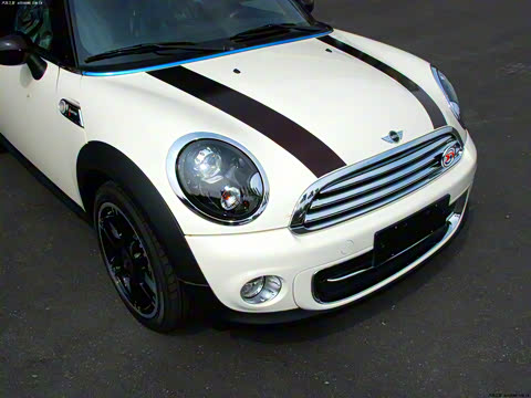 2011�� 1.6L COOPER Hampton